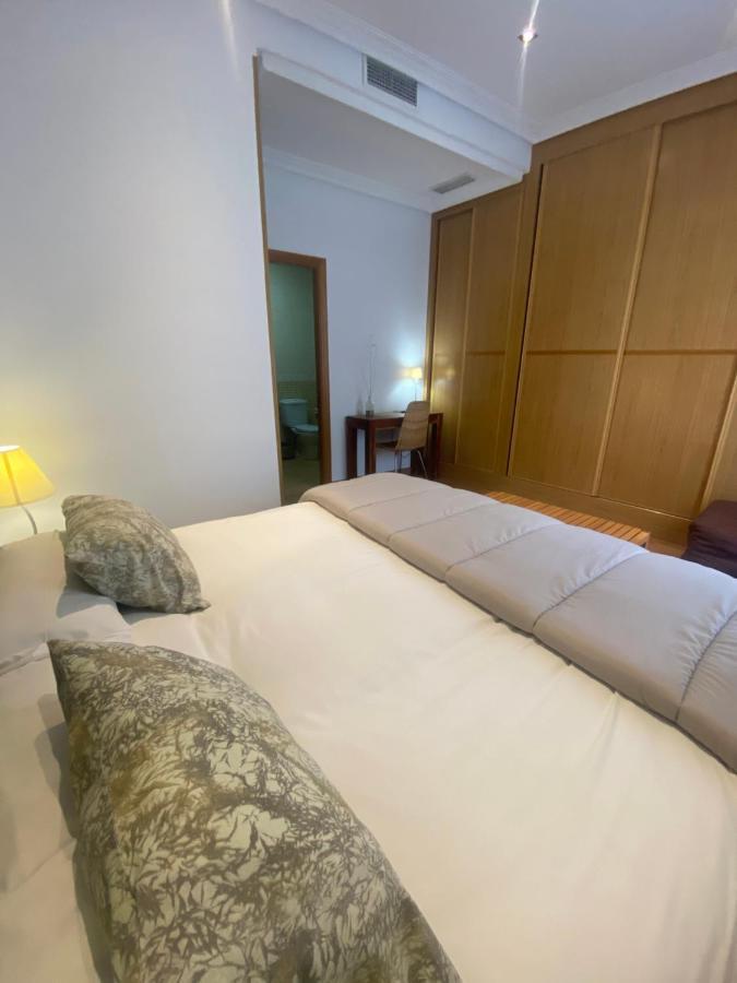 Apartamentos Caceres Luaran gambar