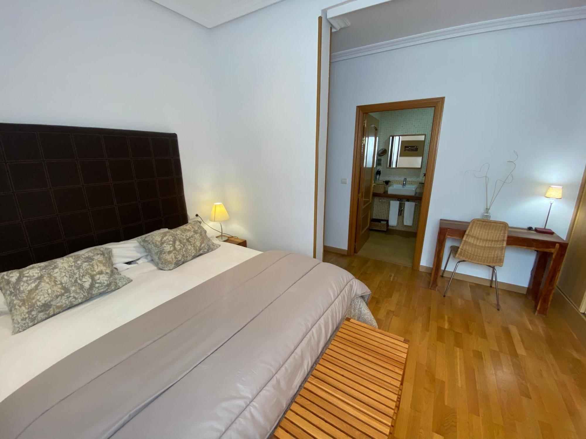 Apartamentos Caceres Luaran gambar