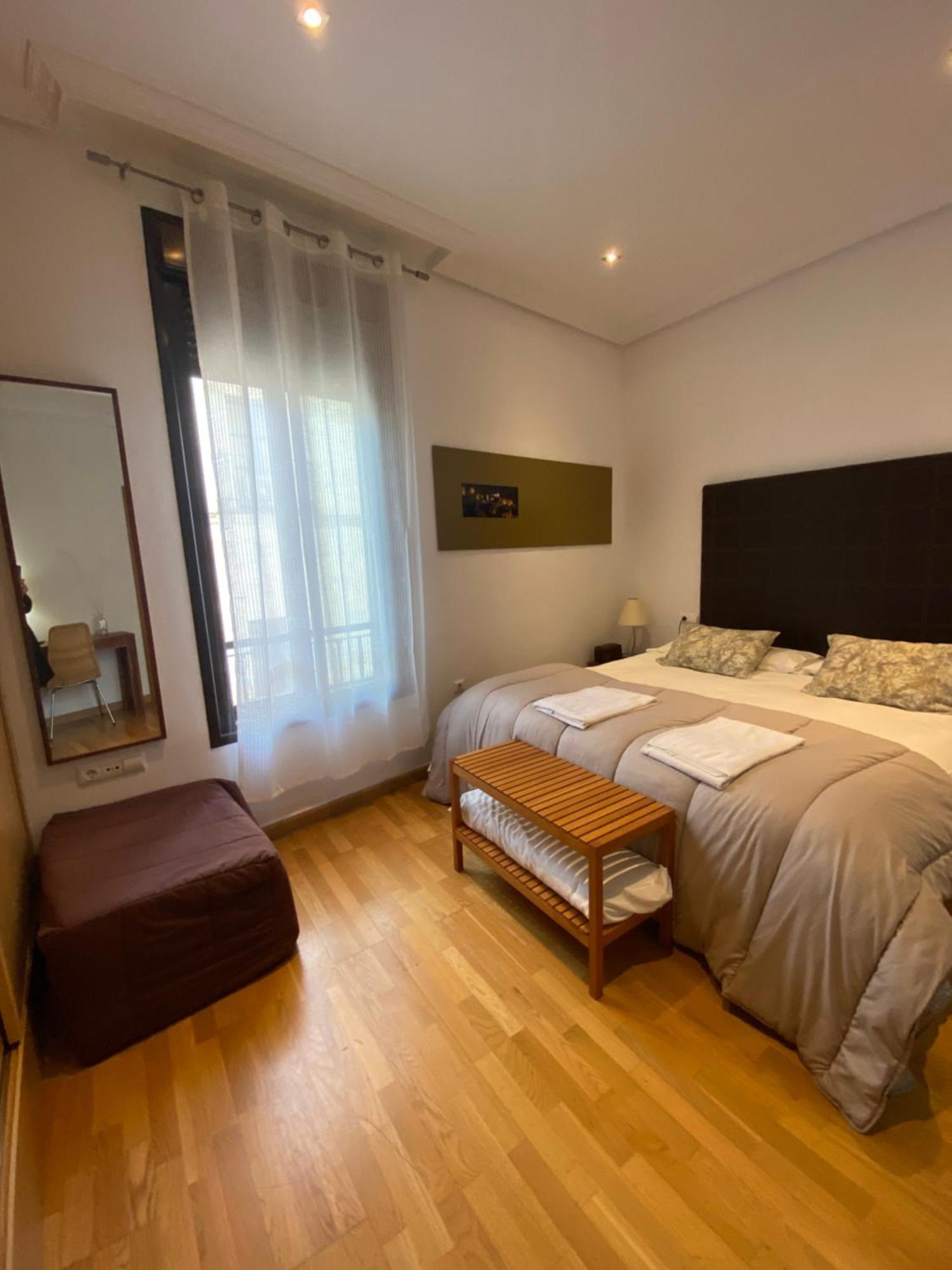 Apartamentos Caceres Luaran gambar