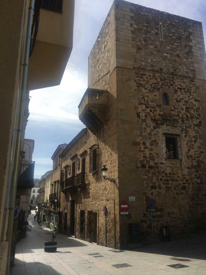 Apartamentos Caceres Luaran gambar